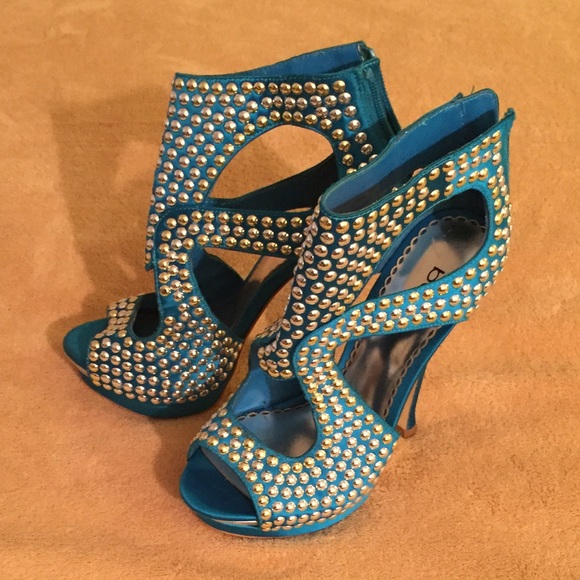Bebe shoes!!! Size 5