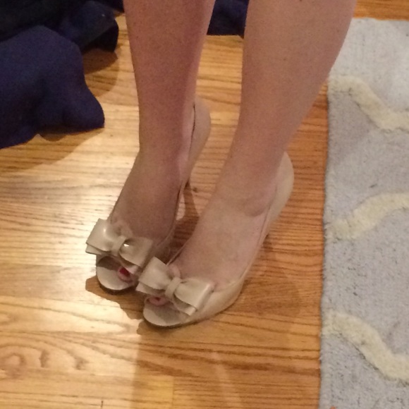 Nude heels! - Picture 3 of 3