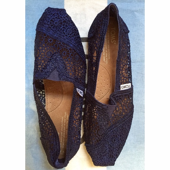 Navy Lace Toms