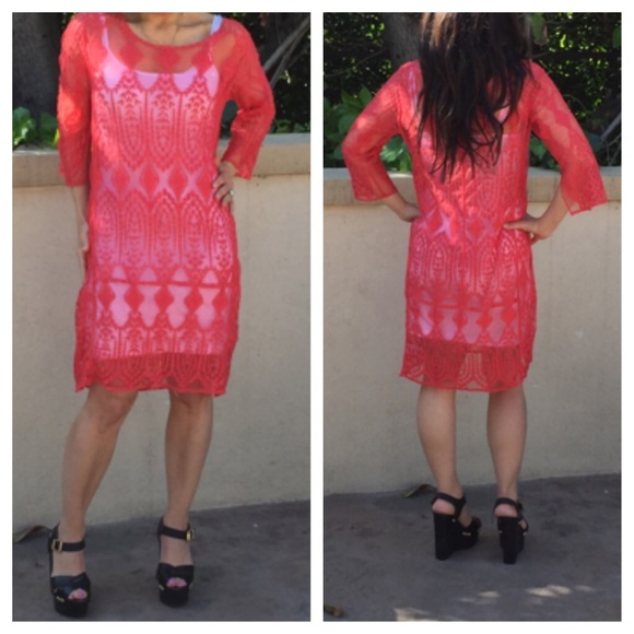 Stunning lace dress SALE SALE - Picture 2 of 3