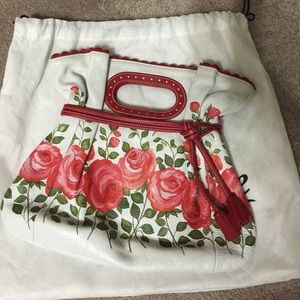 Unique Isabella Fiore