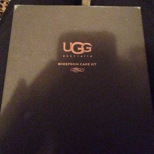 Ugg sheepskin care kit