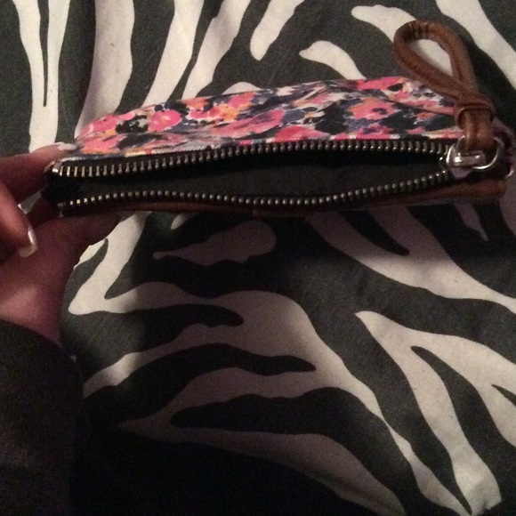 Wristlet - Picture 2 of 3