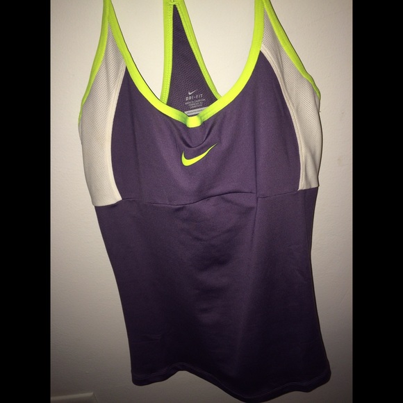 Nike athletic top