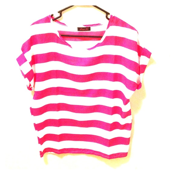 Striped t! ✌️👍