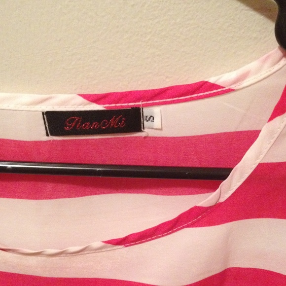Striped t! ✌️👍 - Picture 2 of 3