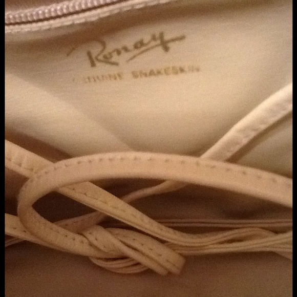 Yellow snakeskin clutch/purse - Picture 3 of 4