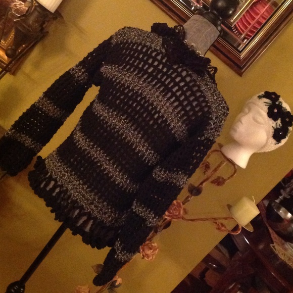 SOLD ❤️NWT HANDMADE CARDIGAN - Picture 4 of 4