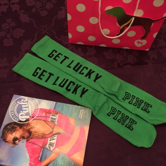 Victoria's Secret Accessories - 🍀Victoria's Secret Pink St. Patrick's Day Socks🍀