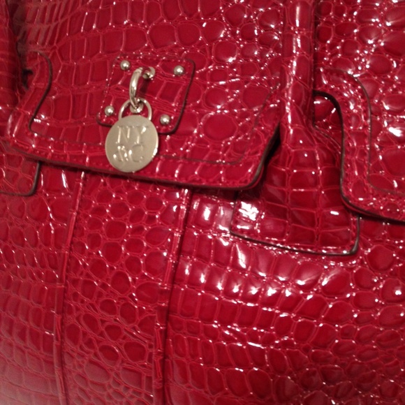 🚫SOLD🚫New York & Company Alligator Purse &Wallet - Picture 2 of 4