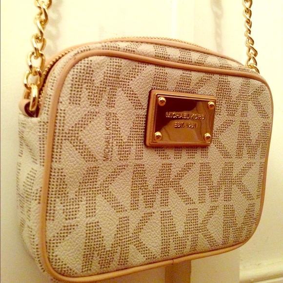 MICHAEL Michael Kors Crossbody