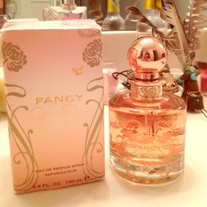 ✨Never been used✨Jessica Simpson Fancy 3.4 fl.oz