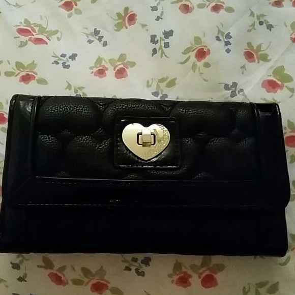 Betsey Johnson wallet