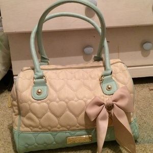 blue/off white heart betsey johnson bag