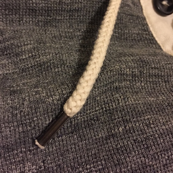 American eagle button neck hoodie - Picture 2 of 3