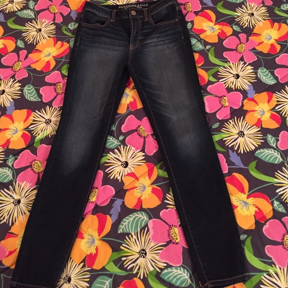 Hi-rise dark wash American Eagle jeans