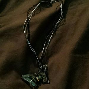 Glass pendant necklace