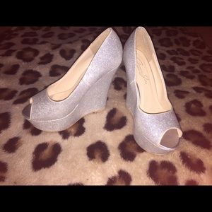 Givona Jolie Glittery Silver Platform Wedges