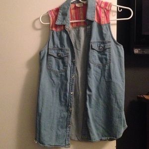 Button up vest