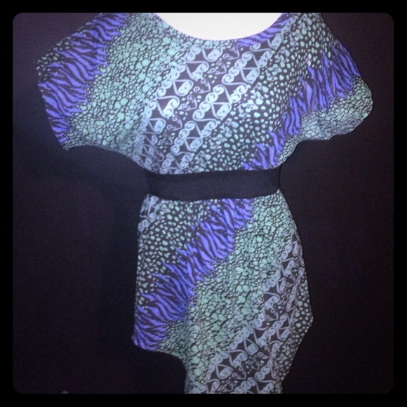 Tops - Sold 🎉 ⚡️LOWEST REDUCTION TODAY ⚡️💗💗FUN TOP💗💗