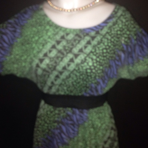 Sold 🎉 ⚡️LOWEST REDUCTION TODAY ⚡️💗💗FUN TOP💗💗 - Picture 2 of 3