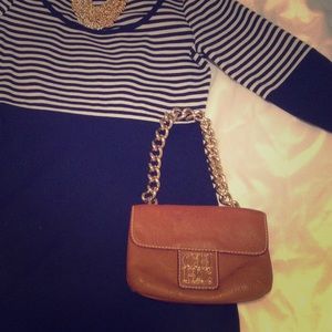 Additional pictures of CH handbag.