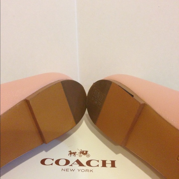 Brand NWT in a Box COACH Saffiano Shoes (Rose) - Picture 4 of 4