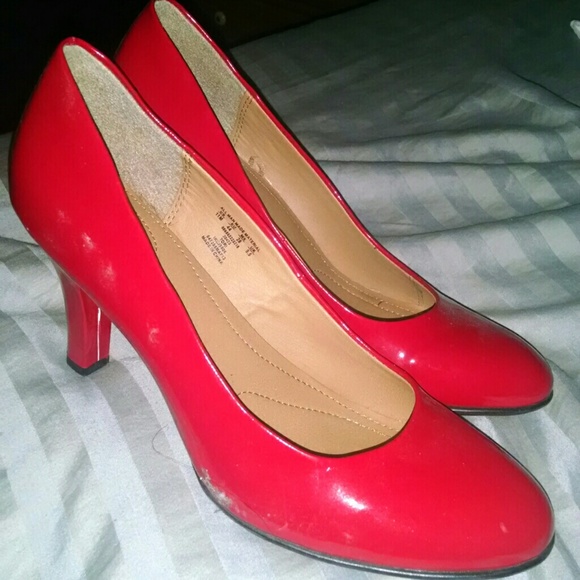 Red heels.