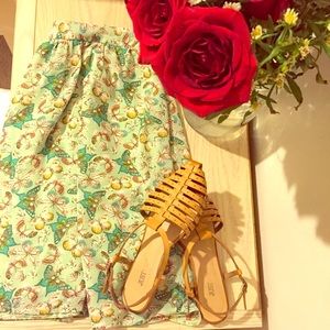 🌸🌼Spring/summer flowy skirt. NWOT