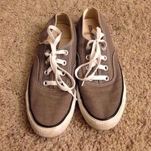 Gray Converse