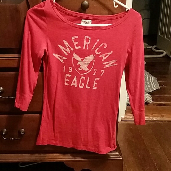 American Eagle 3/4 length sleeve