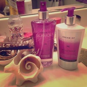 Vanilla Snow Lily Body Lotion & Fragrance Mist