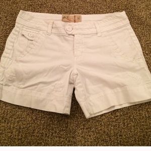 Bundled shorts already sold no bids please