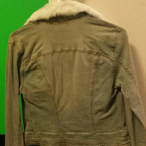 Jean jacket - Picture 2 of 2