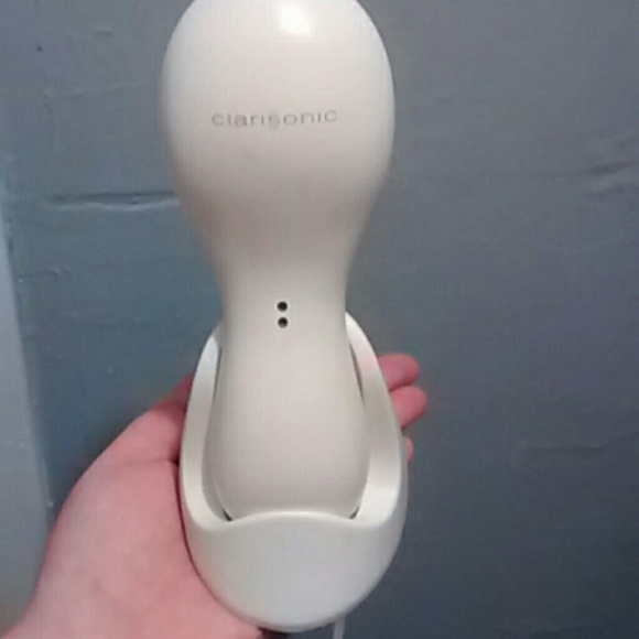 Original clarisonic  facial cleansing brush white