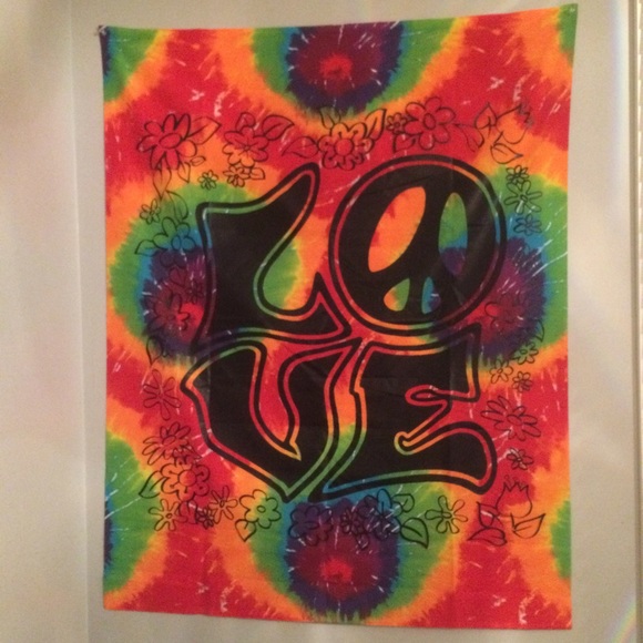 Other - "LOVE" Tie Dye Wall Tapestry
