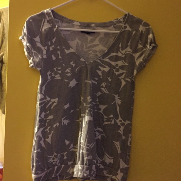 American Eagle shirt
