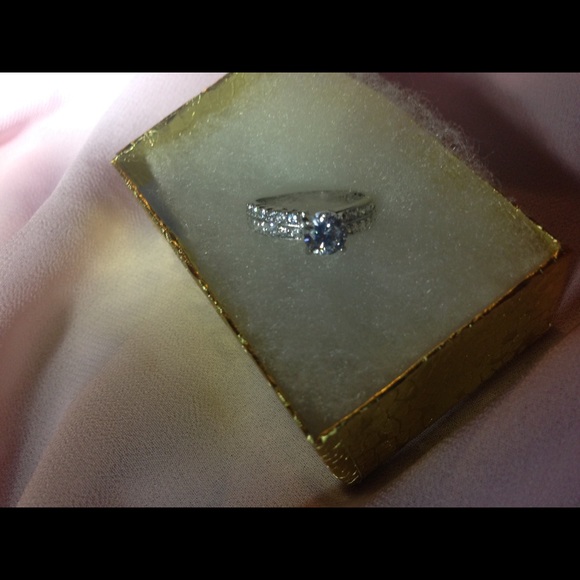 Real silver ring 💍 - Picture 2 of 3