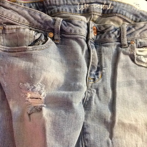Aeropostale light wash jeans