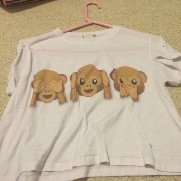Emoji shirt! 🙈🙉🙊 lots of people love this shirt