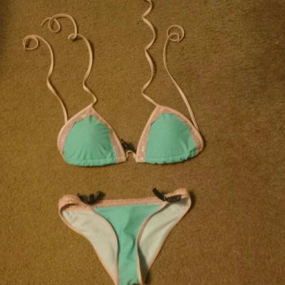 Bathing suit