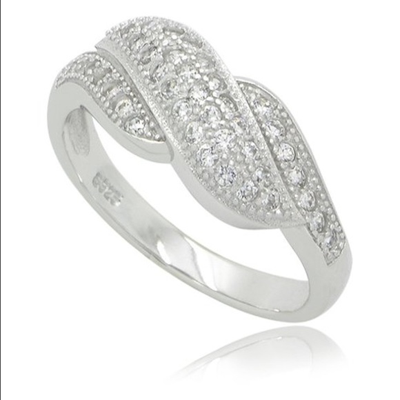 Unknown Jewelry - 💍Sterling silver cz micro pave twist leaf ring.