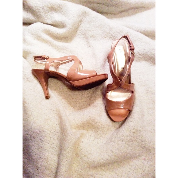HOLD @leaane26g Rampage Strappy Nude Heels