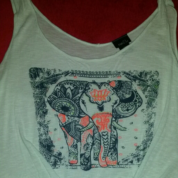 Tank - Picture 2 of 2