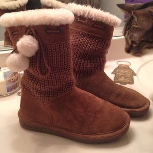 ✨NWOT✨Bearpaw Raina Boots