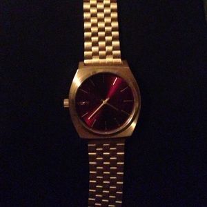 Nixon watch