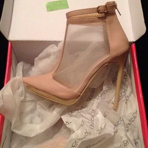MESH NUDE HEELS