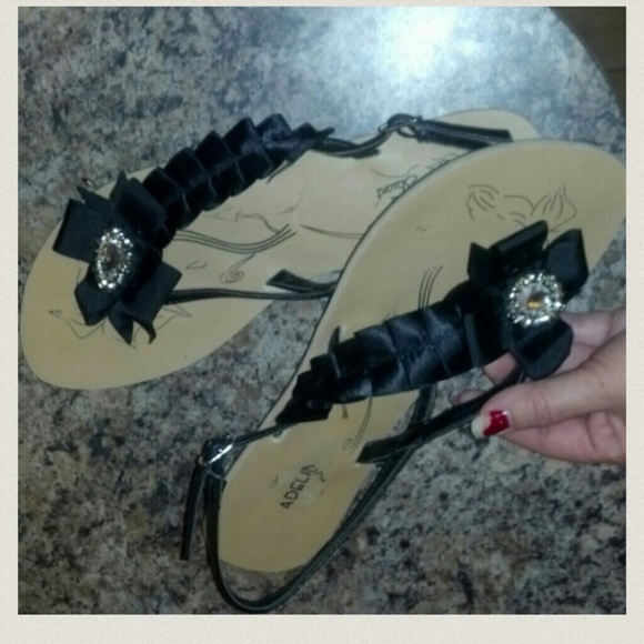 Cute shoes!!! - Picture 3 of 3