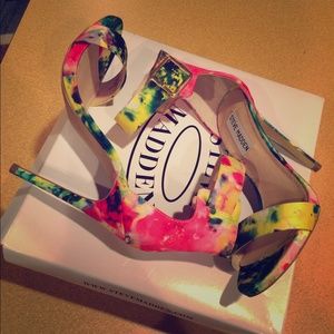 Steve Madden Marlenne Floral High Heels