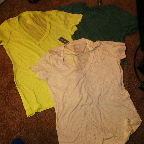 3 v-neck bundle